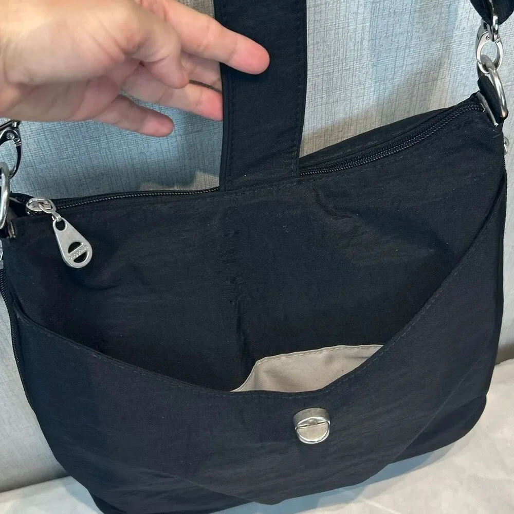 Baggallini Black Shoulder Bag Crossbody Purse Adjustable Strap